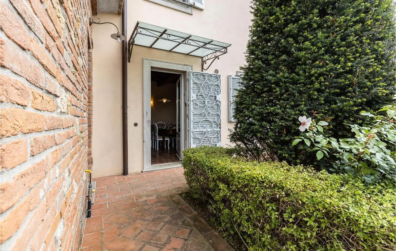 Villa Le Selve Lari Apartment