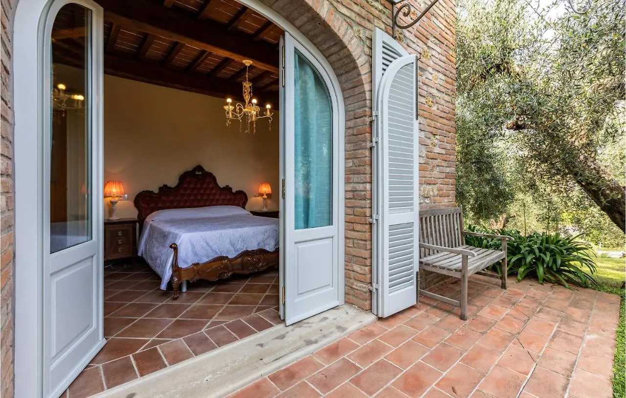 Villa Le Selve Lari Italy