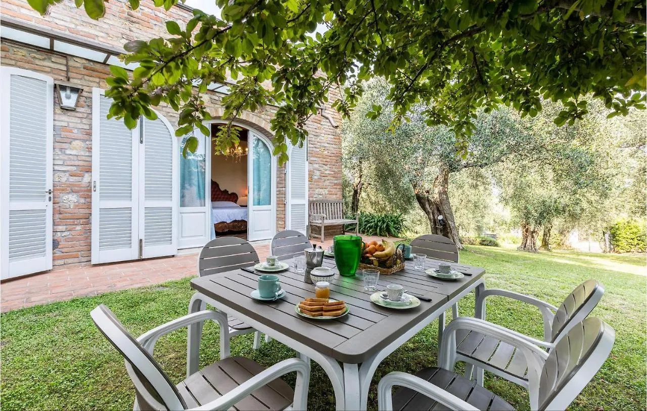 Villa Le Selve Lari