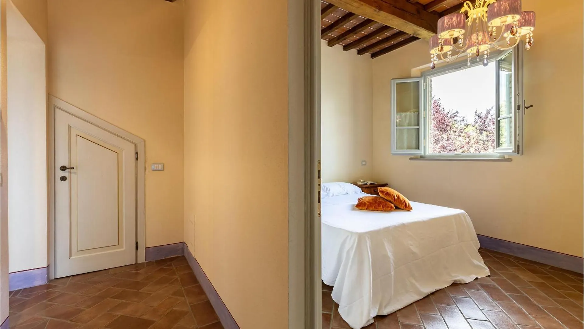 Villa Le Selve Lari Apartment